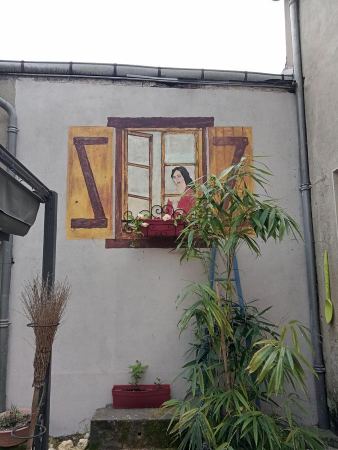 Appartement Le Labyrinthe Du Peintre Bransat ภายนอก รูปภาพ
